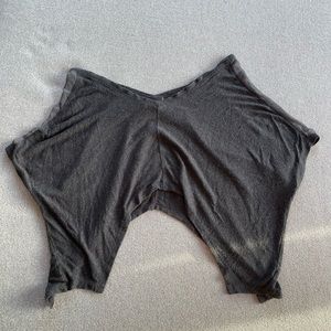 Beautiful evasive grey tunic shirt anthropology